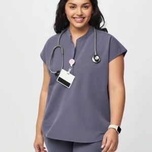 Figs - Space Navy - Zamora™ (PETITE) & Rafaela™ Scrub Set Figs